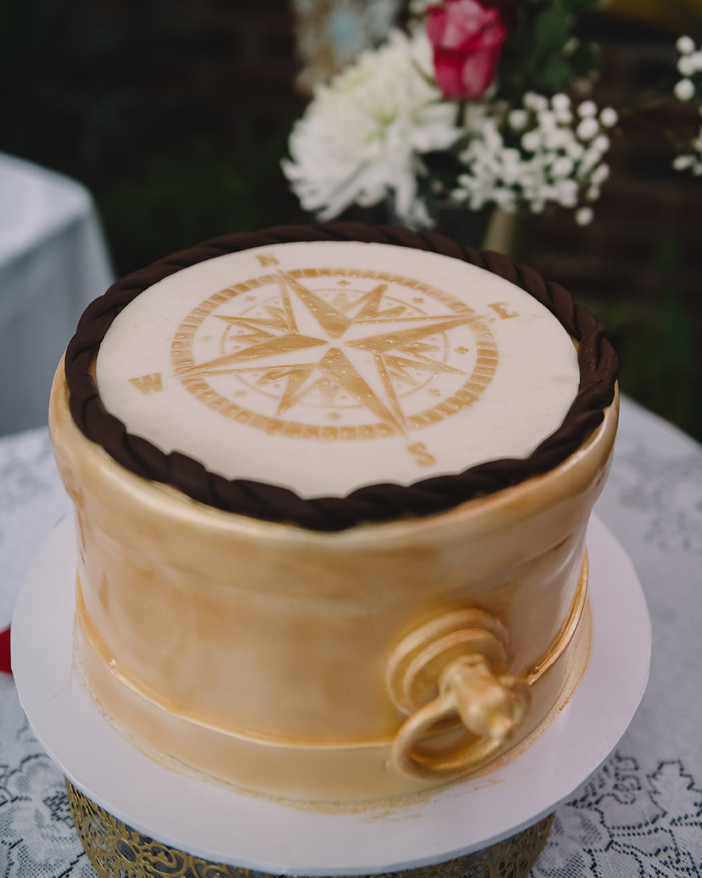 The groom's cake featured a Compass Rose design. Photo: Rare Sighting Photography