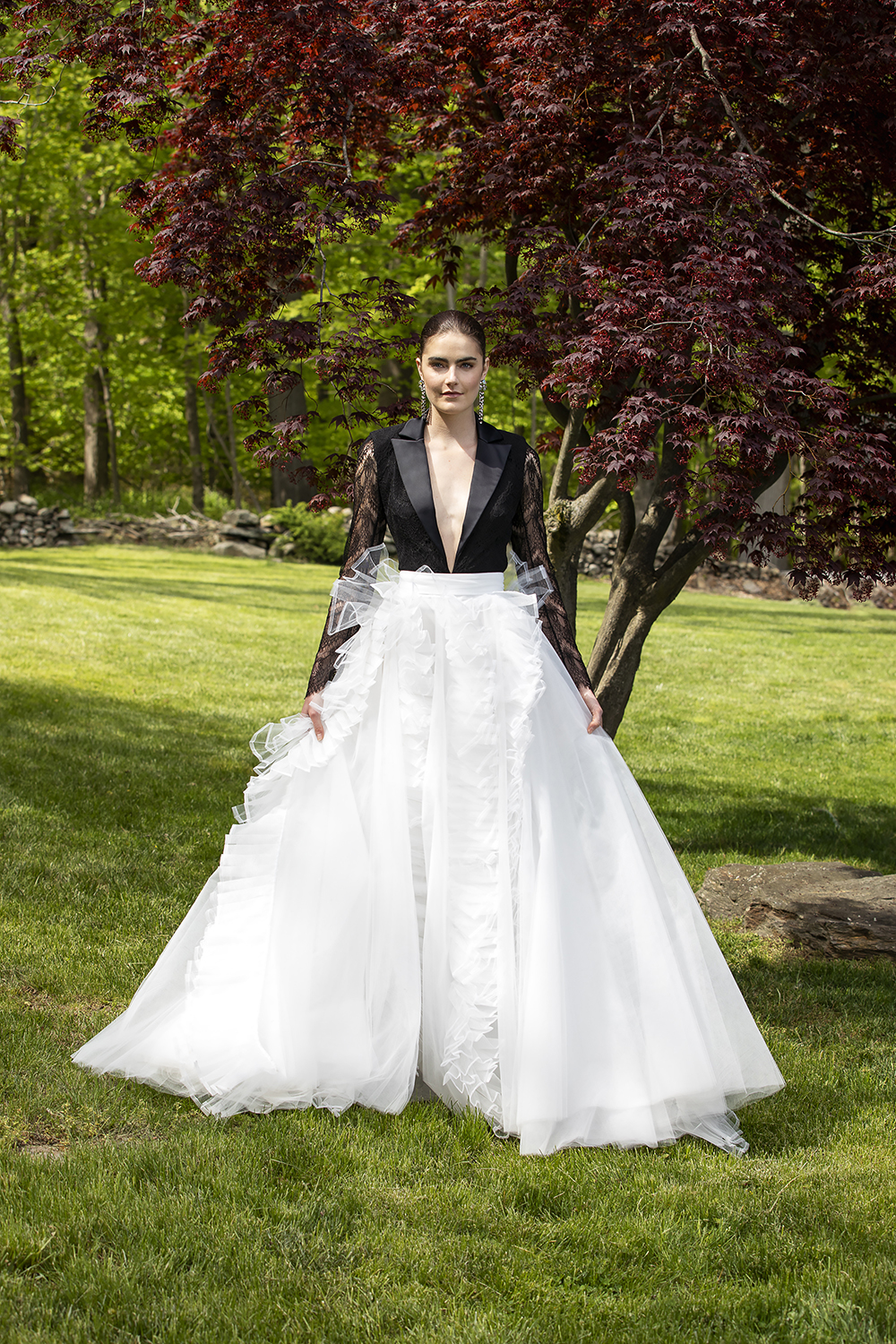 CROPPED LACE TUXEDO BODICE WITH ORGANZA AND TULLE BALL SKIRT BY CHRISTIAN SIRIANO