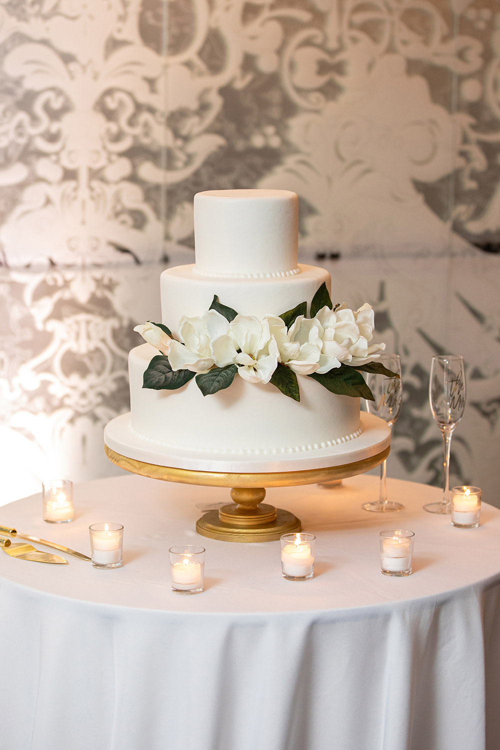Magnolia wedding cake by Kimbla's Cakes