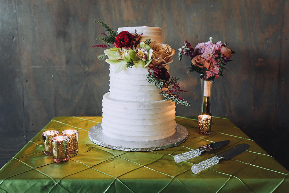 simple elegant wedding cake with flowers