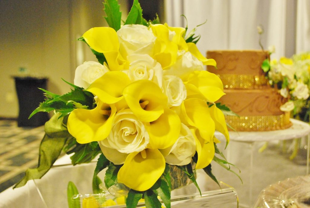yellow lilly wedding bouquet