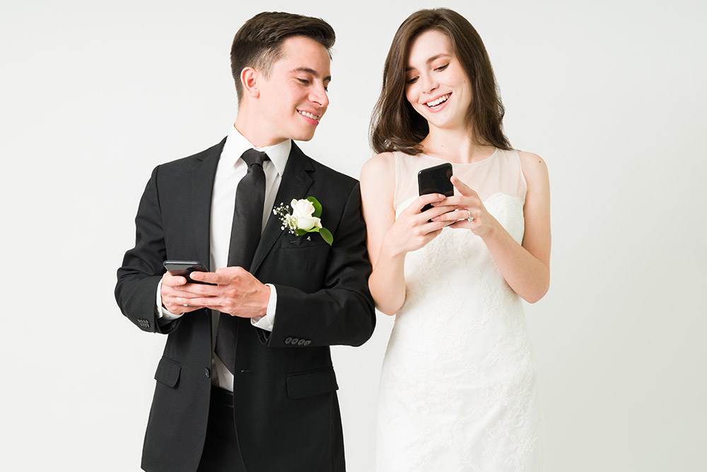 bride and groom posting to social media